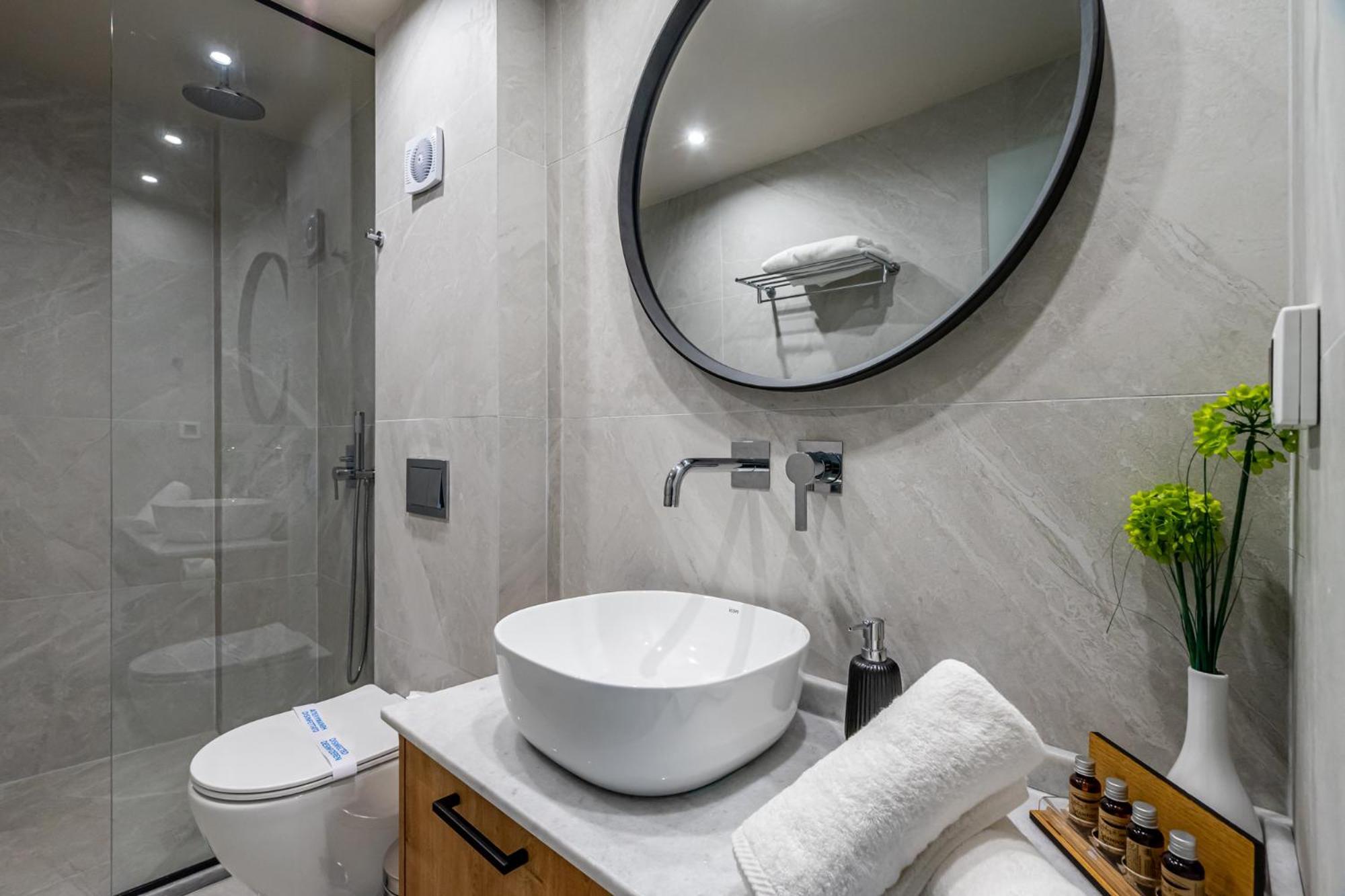 Pathos Seaside Suites Faliraki Quarto foto